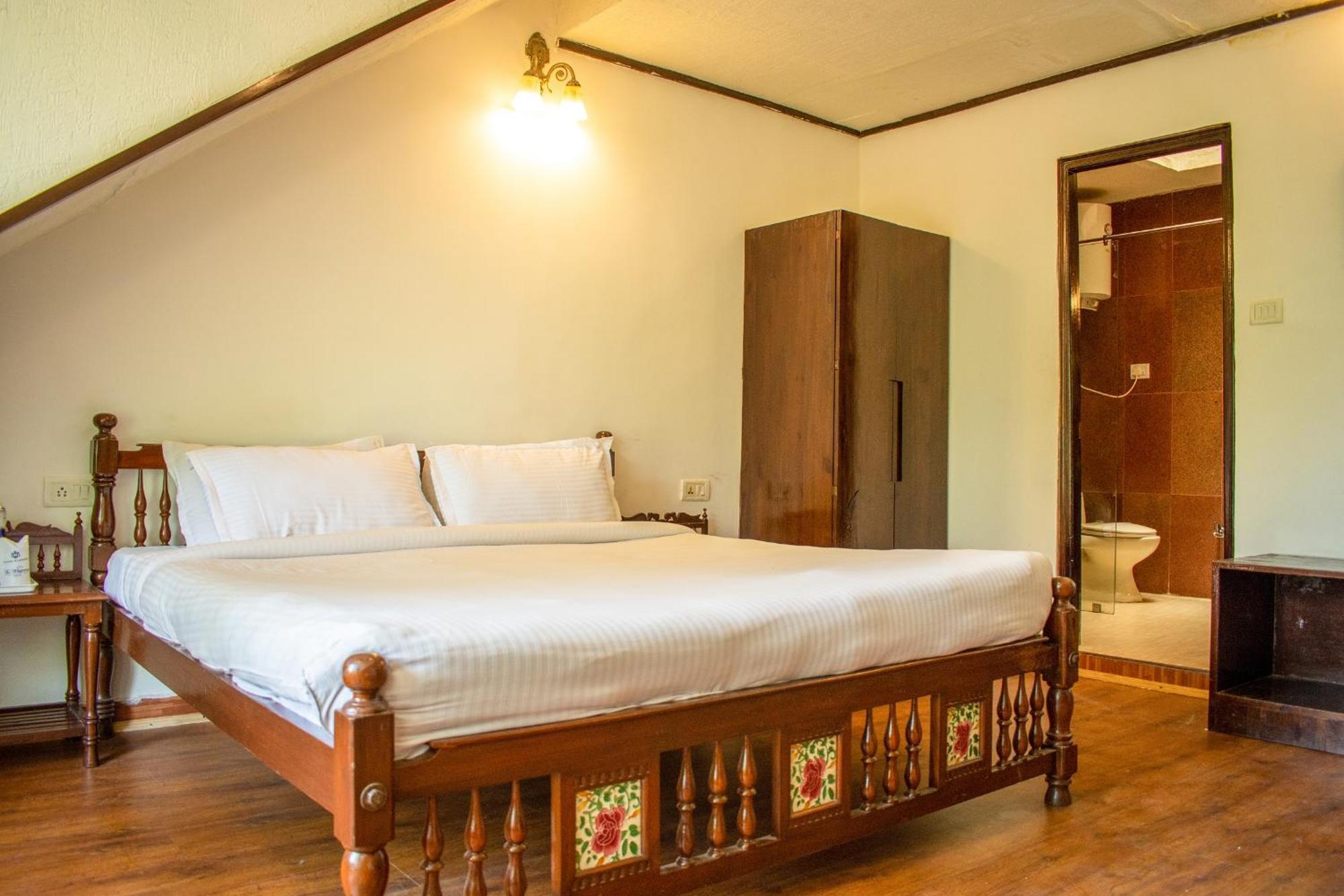 The Whispering Inn Resort And Bar Manāli Dış mekan fotoğraf